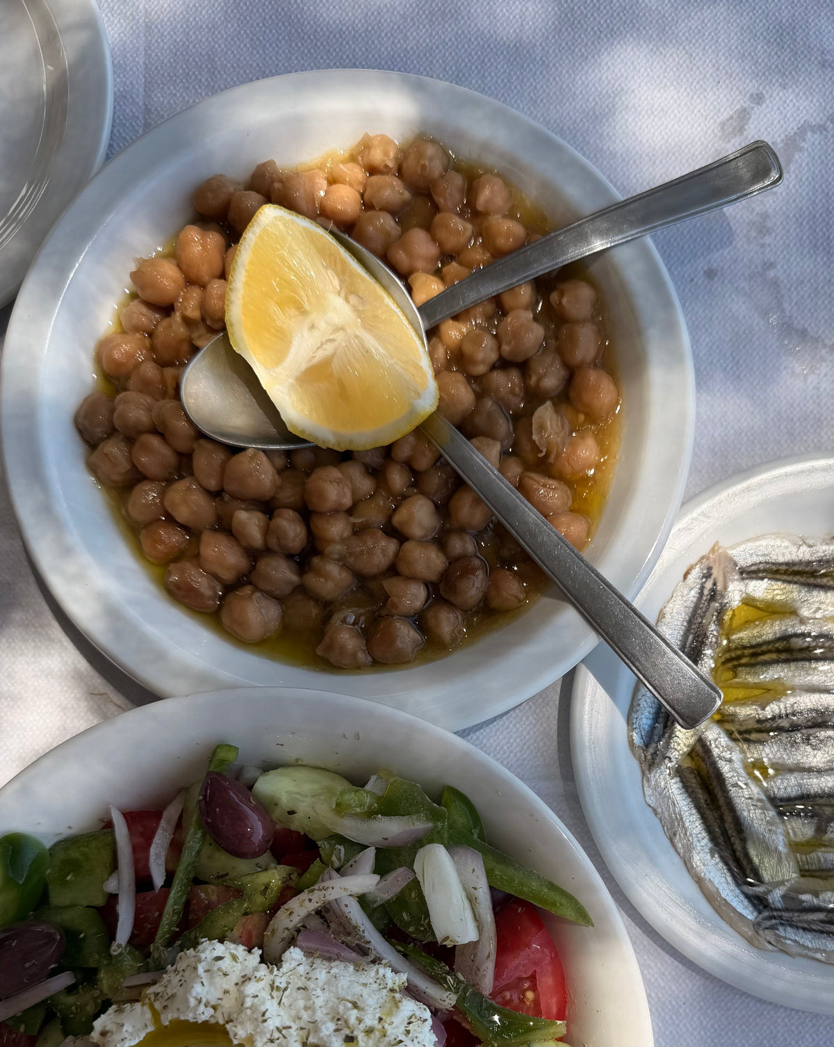 Revithada (Sifnian Slow-Baked Chickpeas)